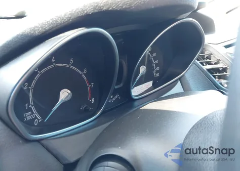 2015 Ford Fiesta Se z USA, uszkodzony, nr VIN 3FADP4BJ7FM223982